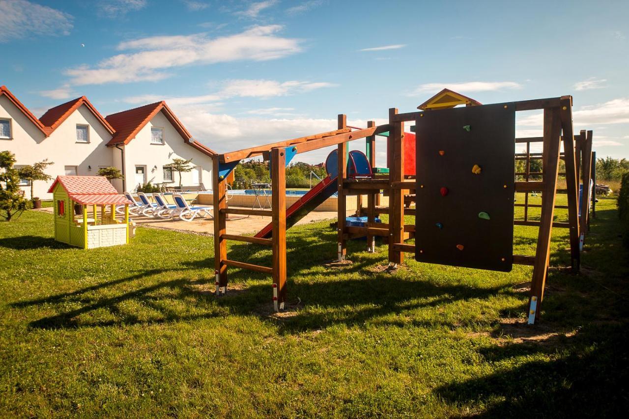 Aqua Fun Domki Z Basenem Дарлово Екстер'єр фото